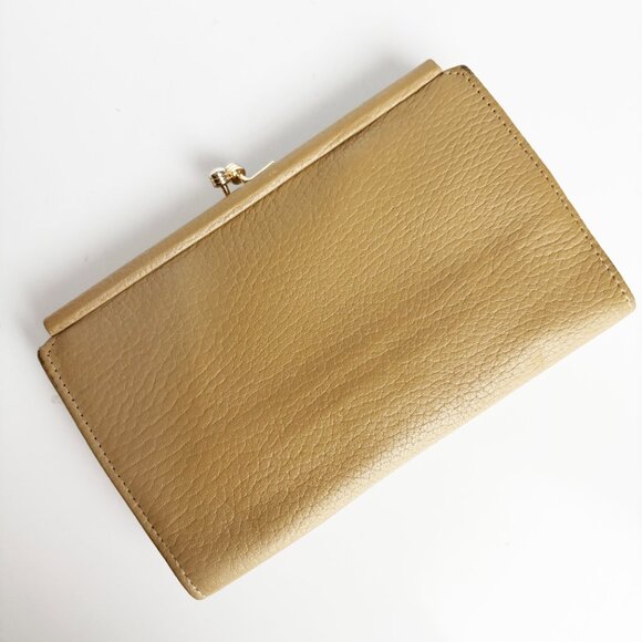 Dooney & Bourke Checkbook Organizer Wallet Taupe AWL British Tan Leather - Picture 4 of 11